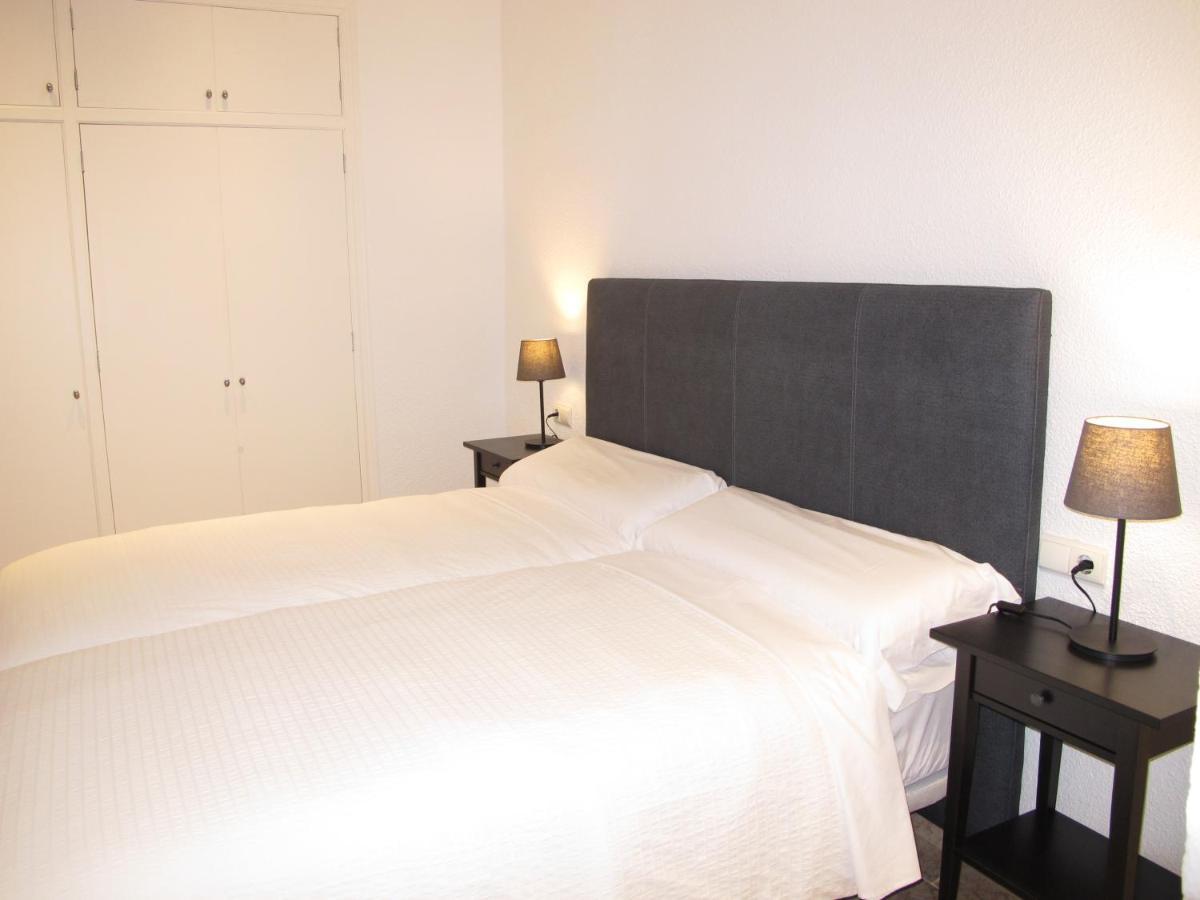 Apartamentos Romero Alicante Buitenkant foto