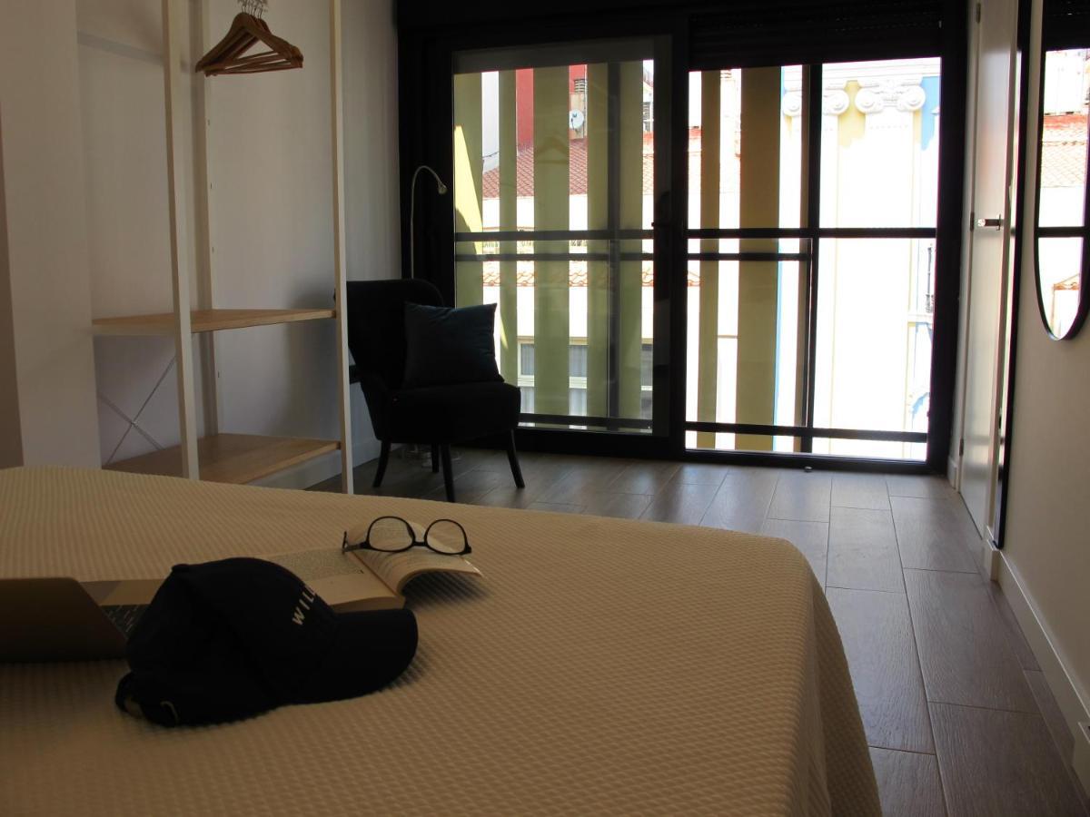 Apartamentos Romero Alicante Buitenkant foto
