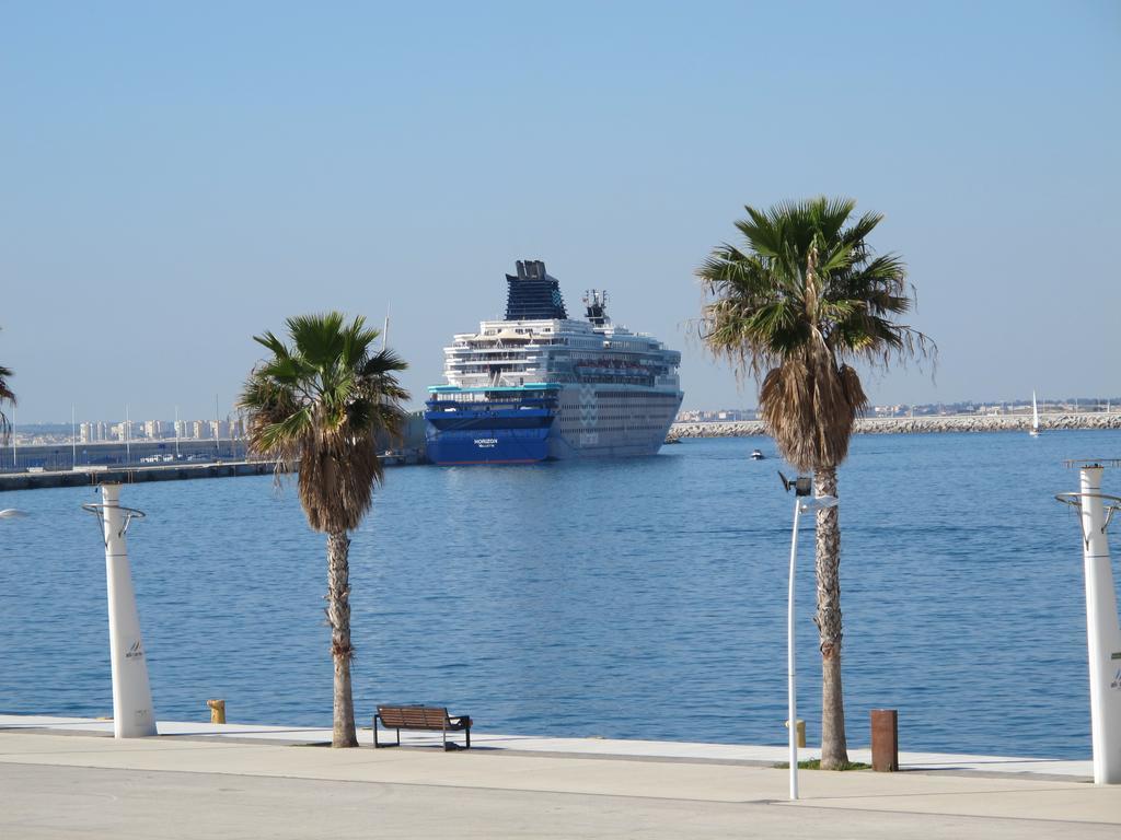 Apartamentos Romero Alicante Buitenkant foto