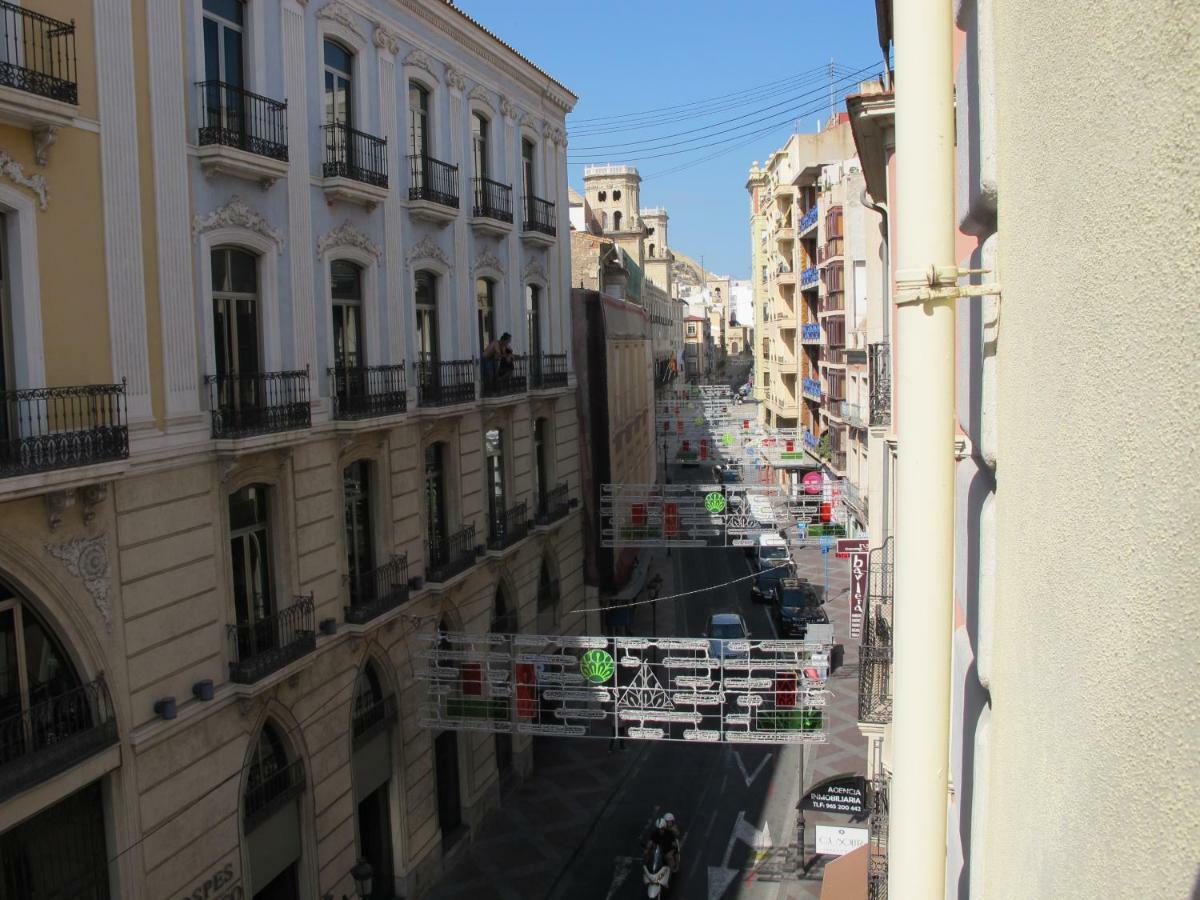 Apartamentos Romero Alicante Buitenkant foto