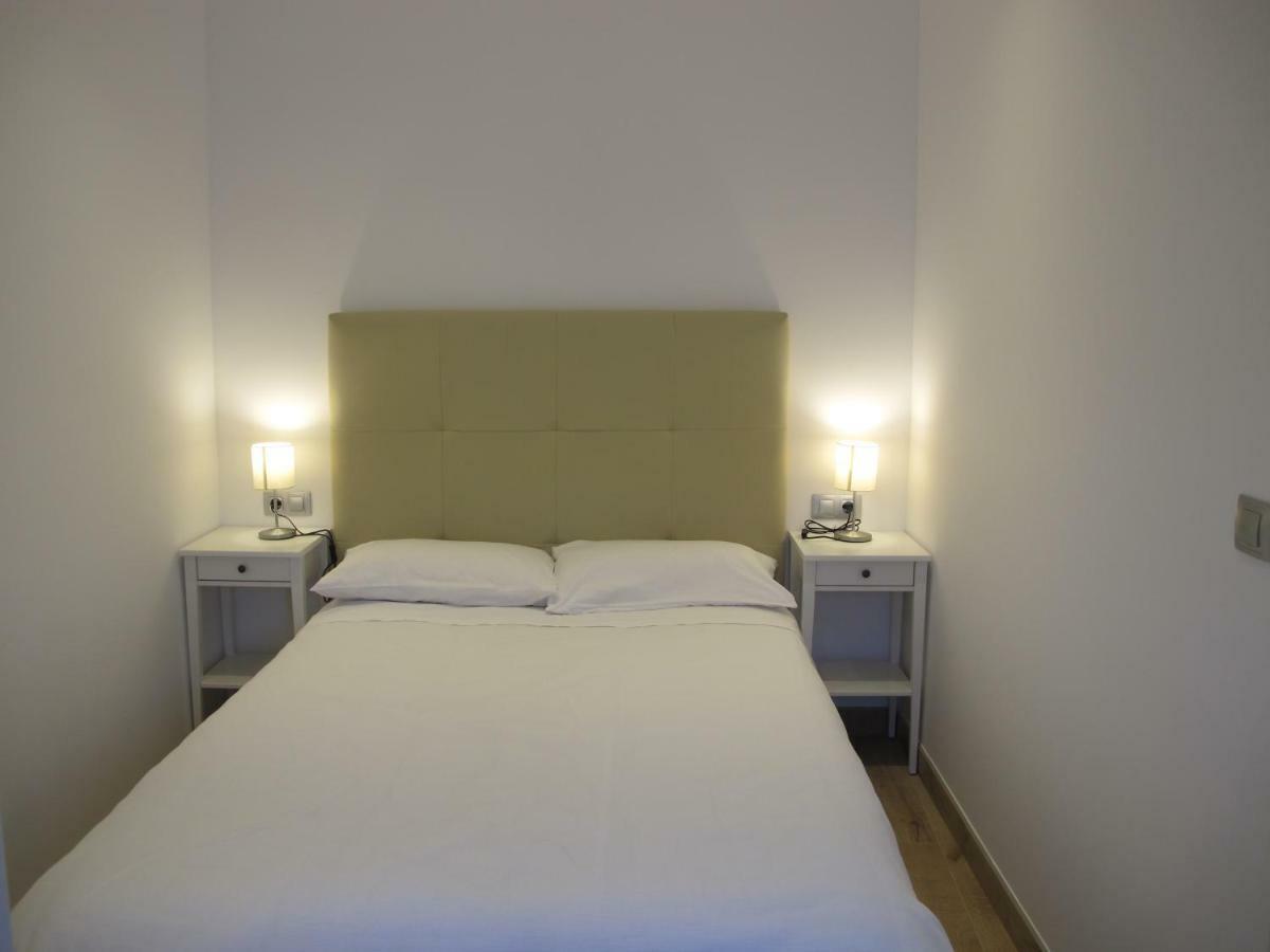 Apartamentos Romero Alicante Buitenkant foto